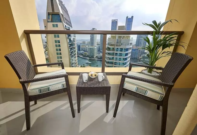 Fotos del hotel Ramada  And Suites By Wyndham Dubai Jbr:  14