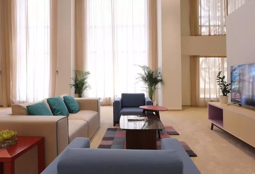 Fotos del hotel Ramada  And Suites By Wyndham Dubai Jbr:  25