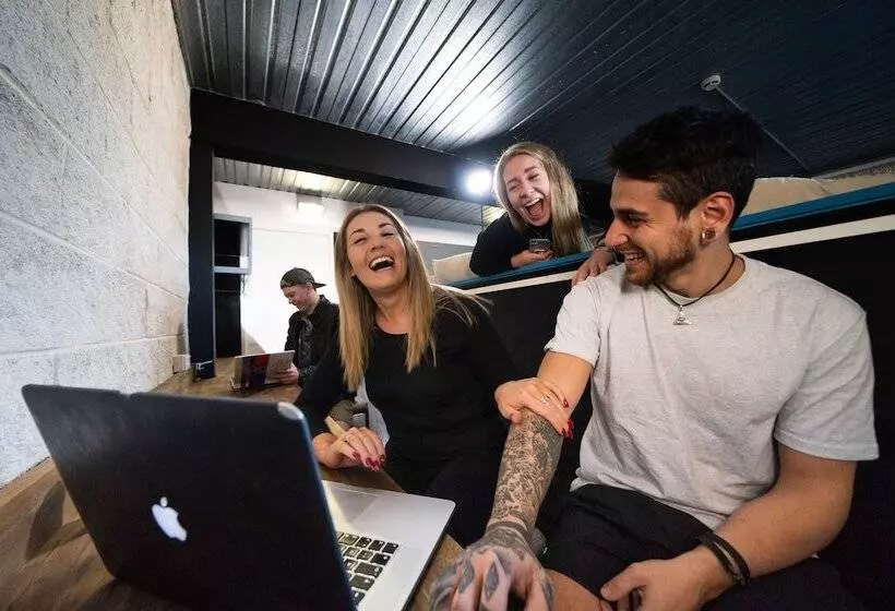 Fotos del hotel Summer House Melbourne Backpackers:  13