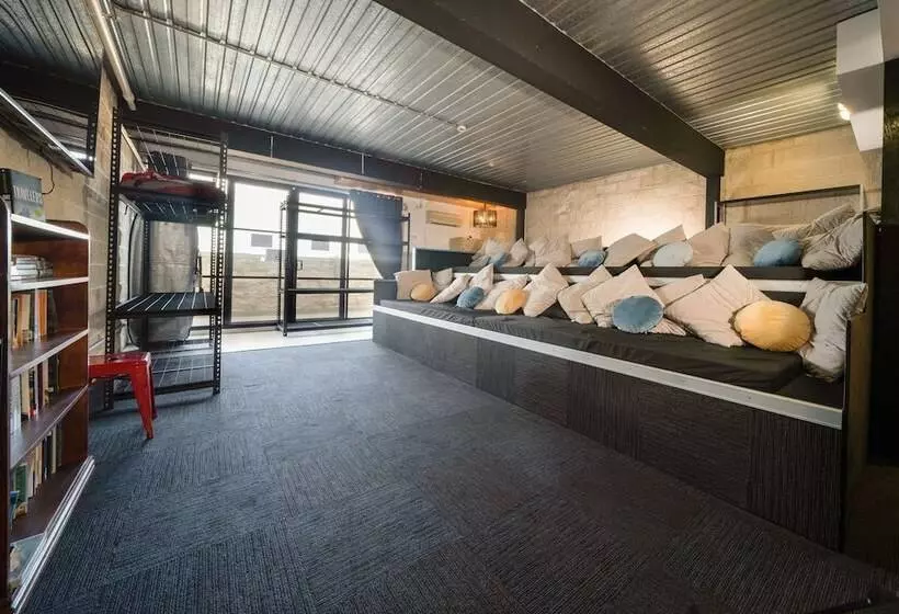 Fotos del hotel Summer House Melbourne Backpackers:  4