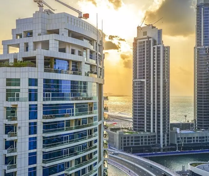 Fotos del hotel Ramada  And Suites By Wyndham Dubai Jbr:  58