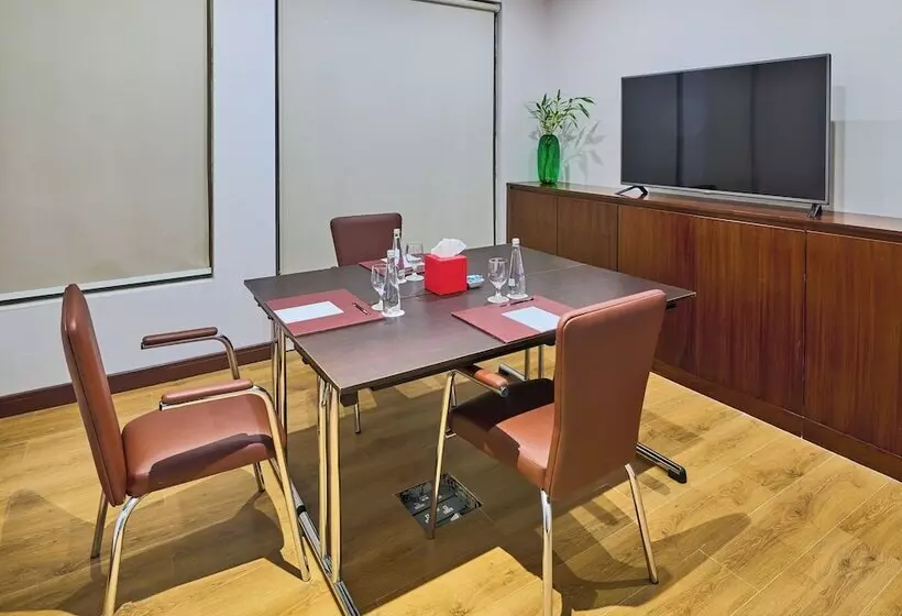 Fotos del hotel Ramada  And Suites By Wyndham Dubai Jbr:  76