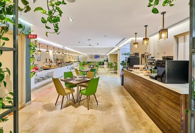 Fotos del hotel Ramada  And Suites By Wyndham Dubai Jbr:  85