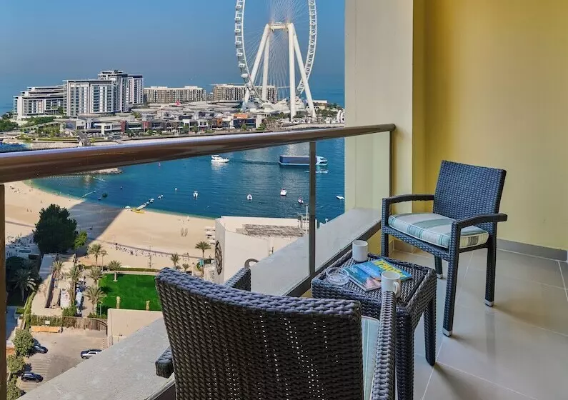 Fotos del hotel Ramada  And Suites By Wyndham Dubai Jbr:  13