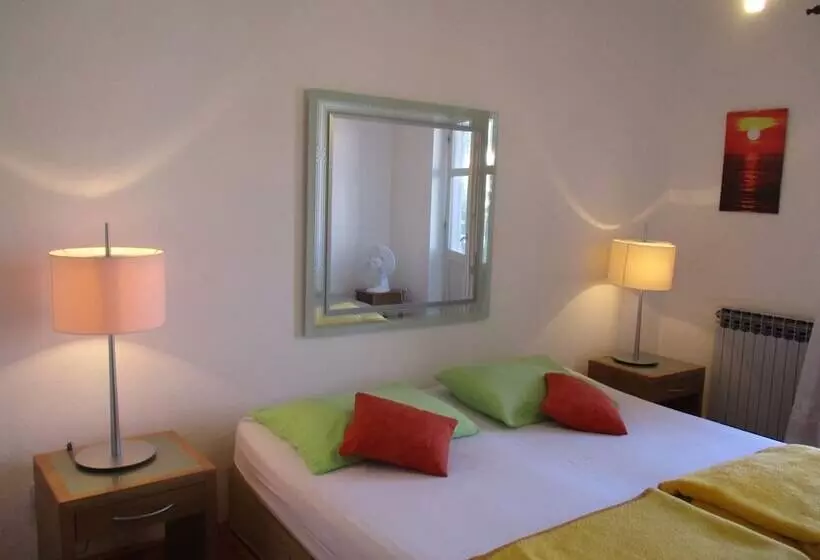 Fotos del hotel Apartments And Rooms Artemida:  9