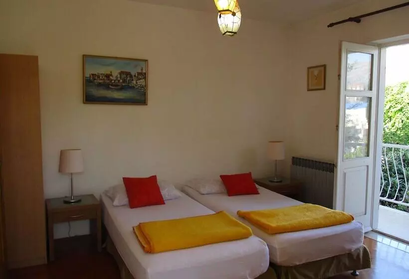 Fotos del hotel Apartments And Rooms Artemida:  21