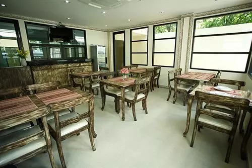 Fotos del hotel Alisha Court:  4