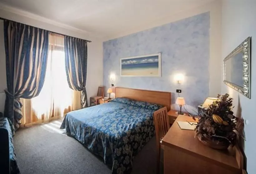 Fotos del hotel Albergo Suisse Bellevue:  15