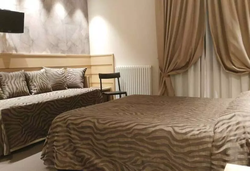 Fotos del hotel Albergo Suisse Bellevue:  12