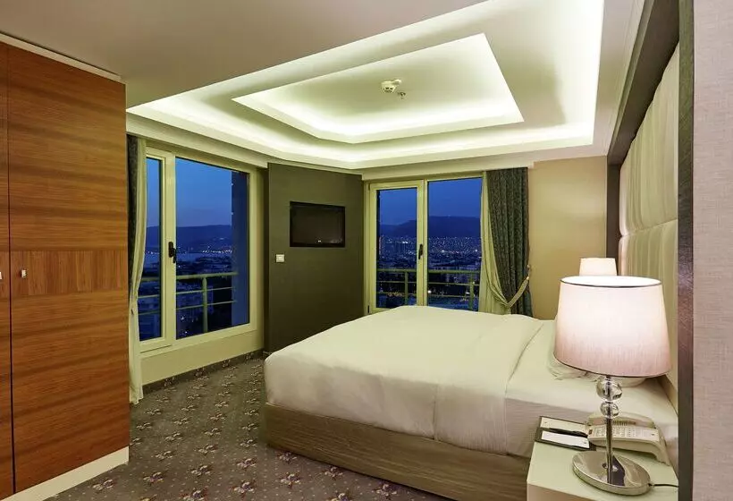 Fotos del hotel Doubletree By Hilton Izmir  Alsancak:  22