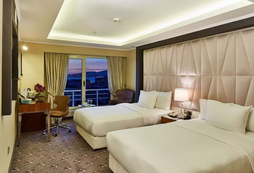 Fotos del hotel Doubletree By Hilton Izmir  Alsancak:  13