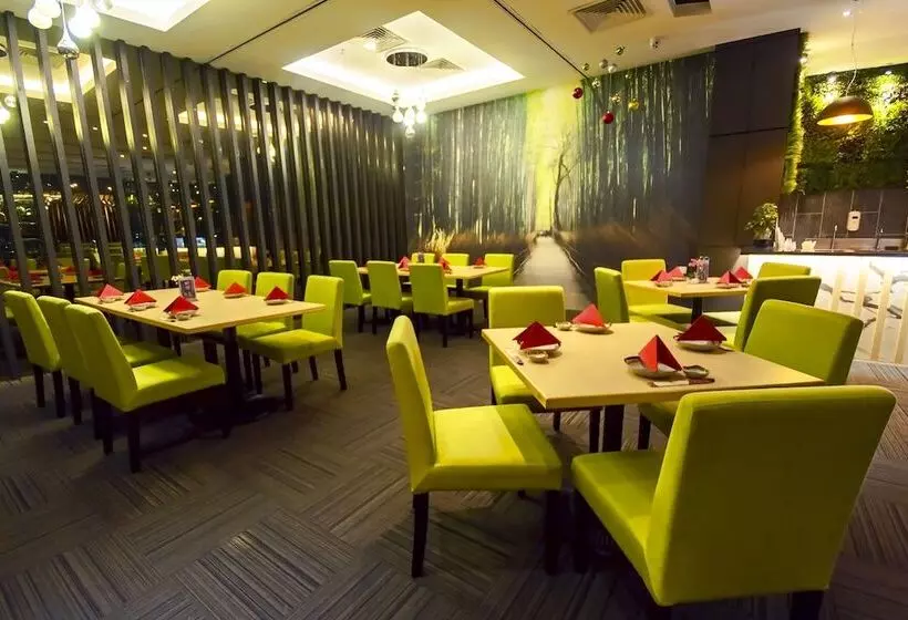 Fotos del hotel Kinta Riverfront Hotel & Suites:  3