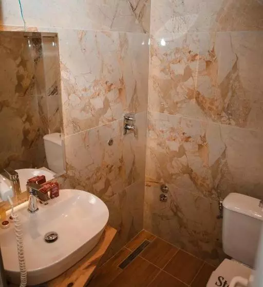 Fotos del hotel Konti:  4