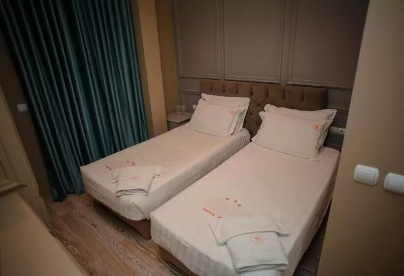 Fotos del hotel Konti:  20