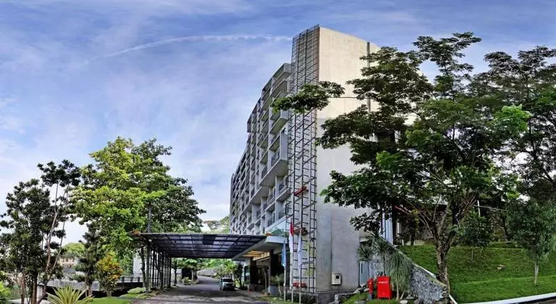 Fotos del hotel Oak Tree Emerald Semarang Managed By Ascott Limited:  8
