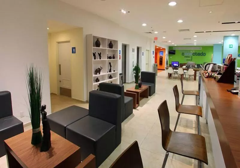 Fotos del hotel One Salina Cruz:  9