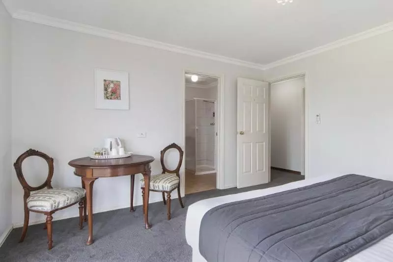 Shambhala Guesthouse