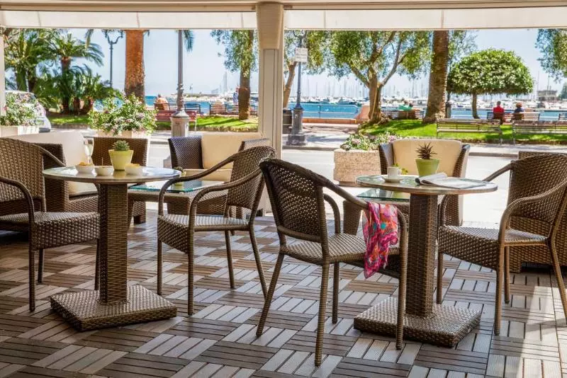 Fotos del hotel Vesuvio:  11