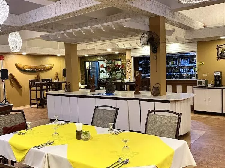 Fotos del hotel Anda White Beach Resort:  17