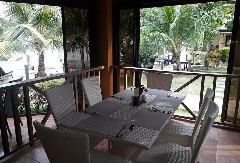 Fotos del hotel Anda White Beach Resort:  4