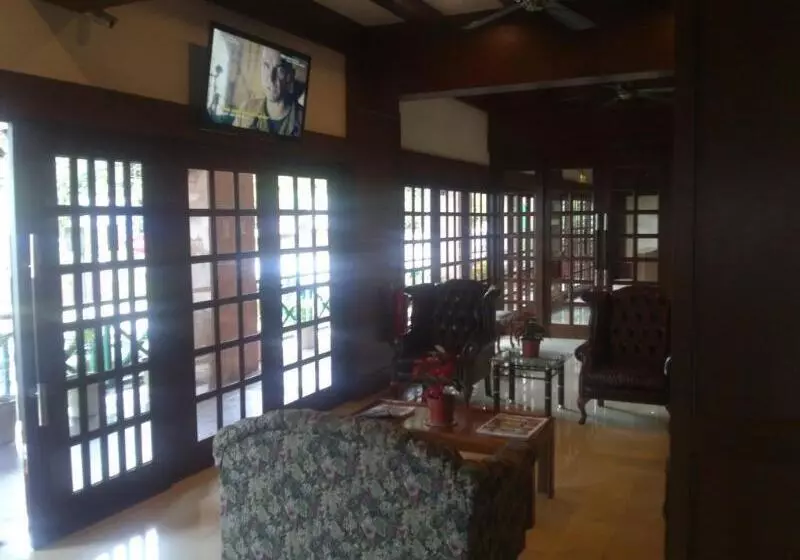 Fotos del hotel Iris House:  18