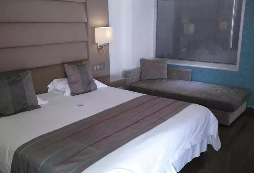 Fotos del hotel King Evelthon Beach Hotel & Resort:  10