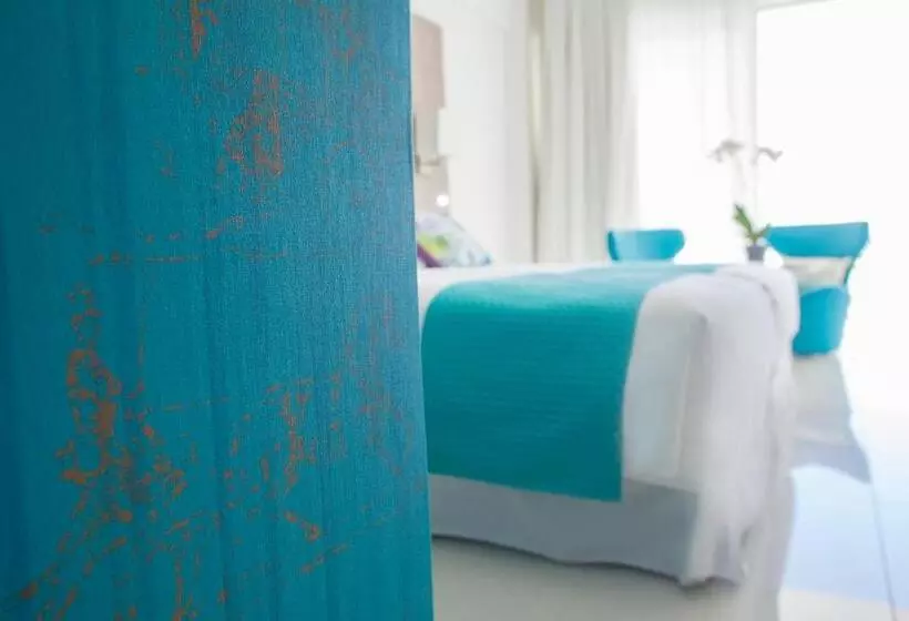 Fotos del hotel King Evelthon Beach Hotel & Resort:  18