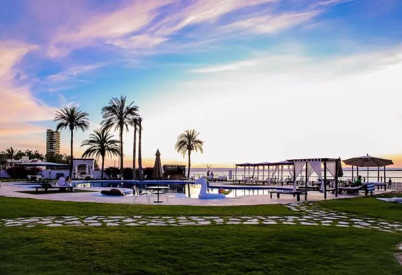 Fotos del hotel La Posada & Beach Club:  2