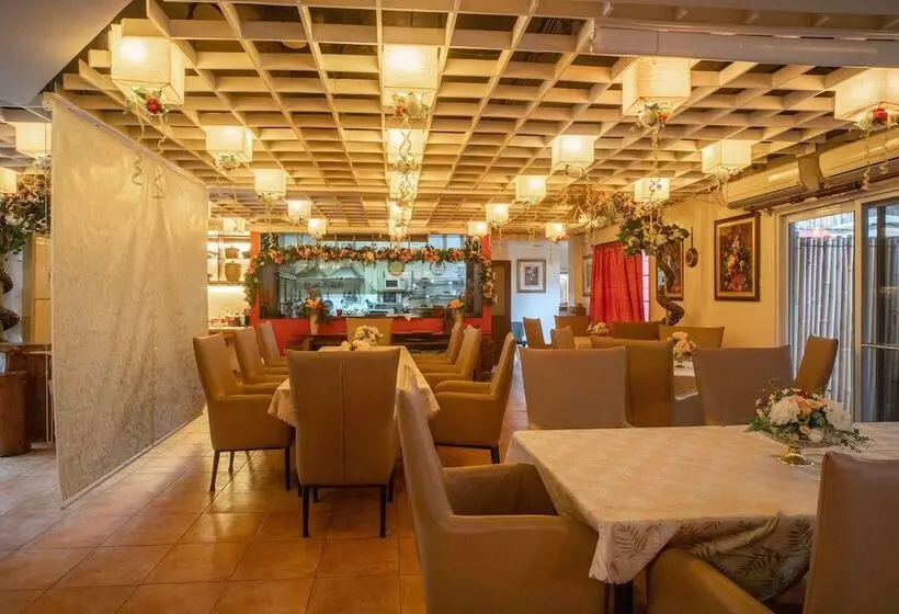Fotos del hotel Anisabel Suites:  9