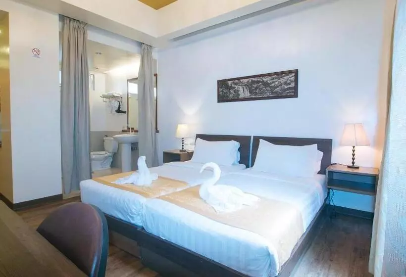 Fotos del hotel Anisabel Suites:  8
