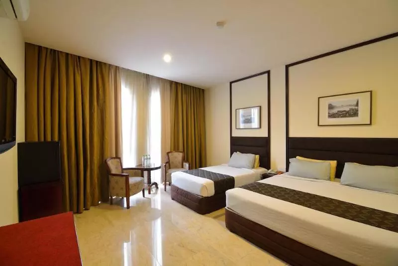 Fotos del hotel Media:  24