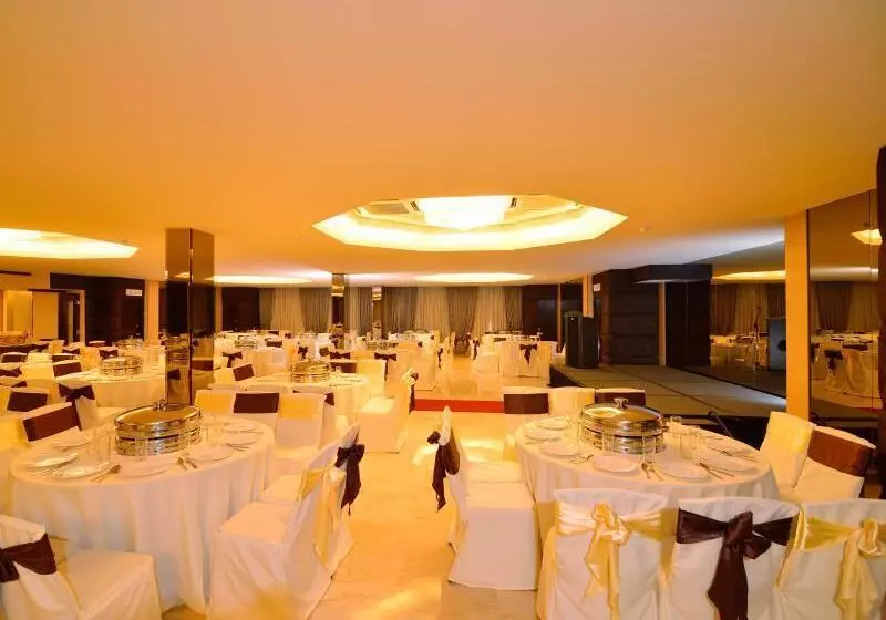 Fotos del hotel Media:  18