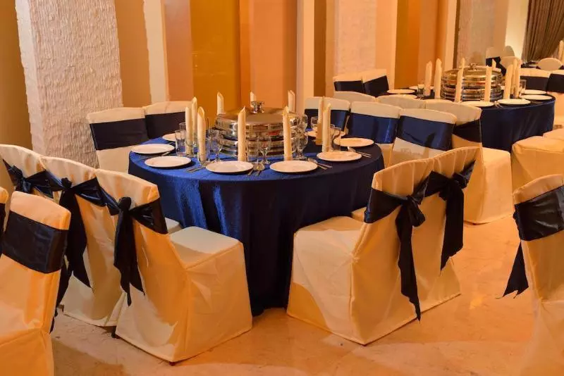 Fotos del hotel Media:  22