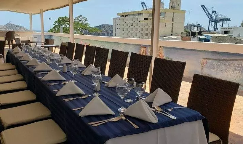 Fotos del hotel Santa Marta Real:  13