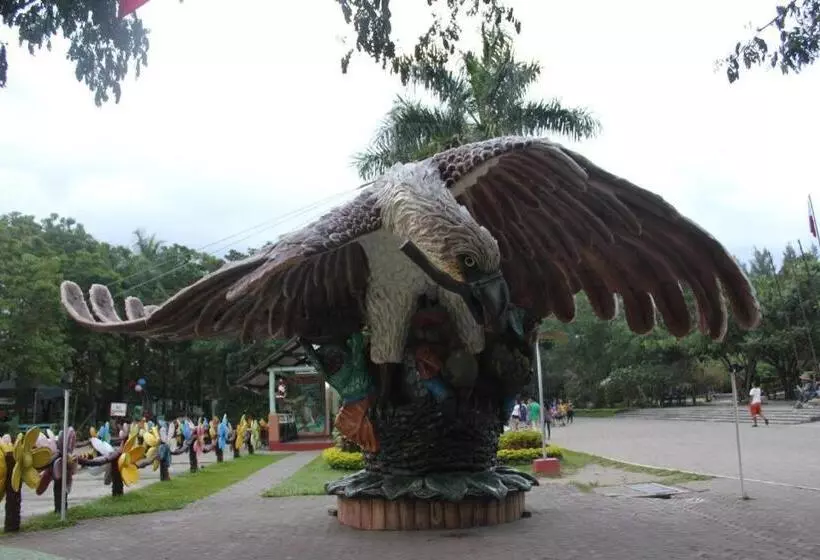 Fotos del hotel The Ritz Hotel At Garden Oases:  21