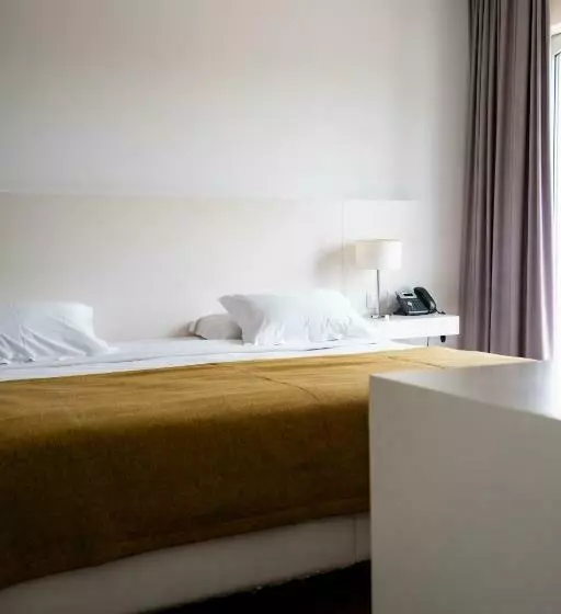 Exe Vila D’Óbidos