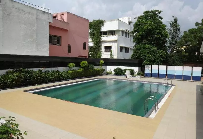 Fotos del hotel Golden Tulip Udaipur:  3