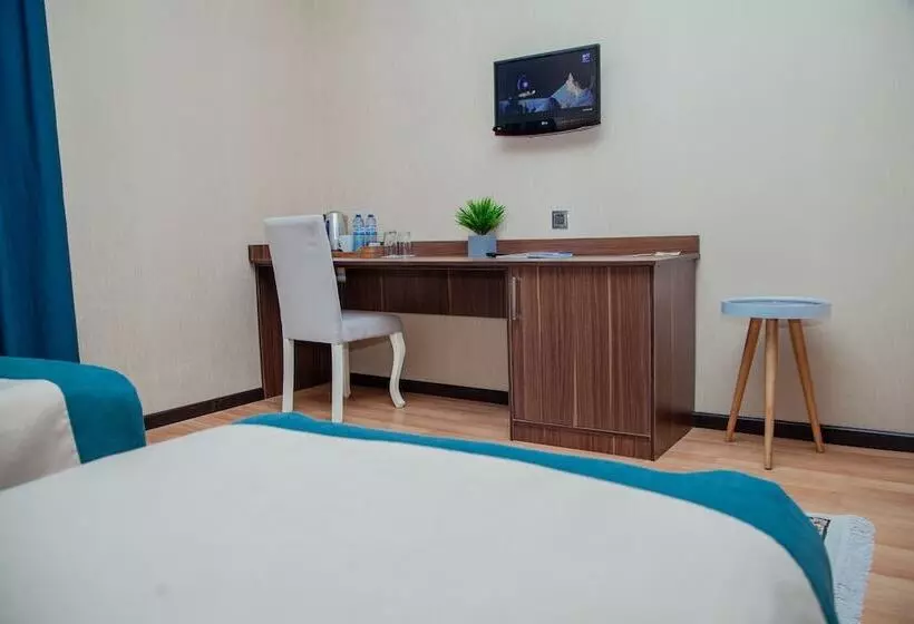 Fotos del hotel Nemi De Luxe:  22