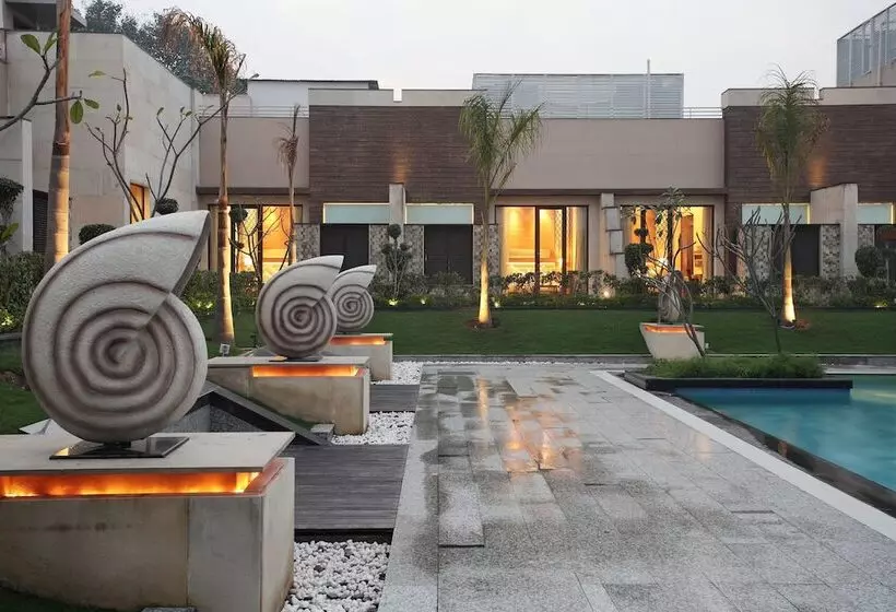 Fotos del hotel Keys Resort Oodles  Chattarpur, Delhi:  6