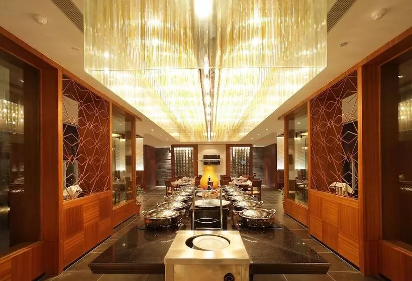 Fotos del hotel Keys Resort Oodles  Chattarpur, Delhi:  14