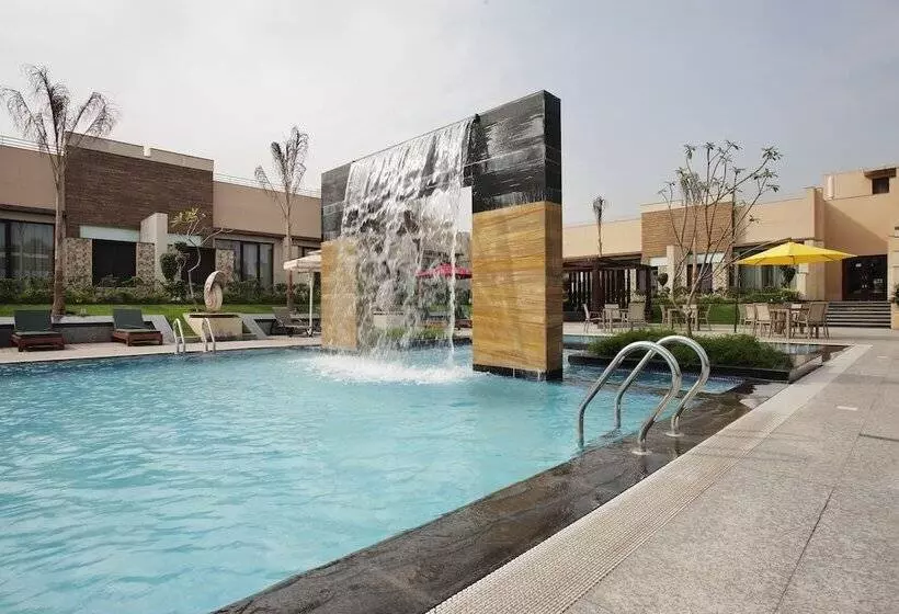 Fotos del hotel Keys Resort Oodles  Chattarpur, Delhi:  23