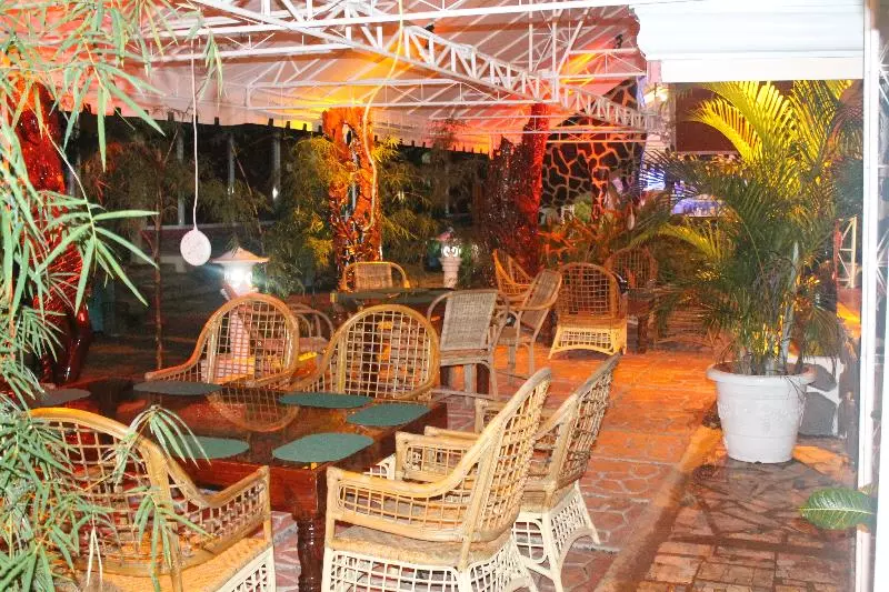 Fotos del hotel Deep Forest Garden:  6