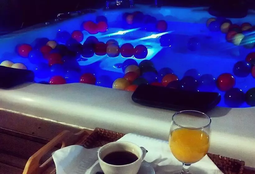 Fotos del hotel N. Fourseason:  4