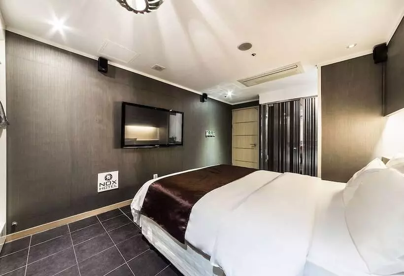 Fotos del hotel Nox Boutique:  17