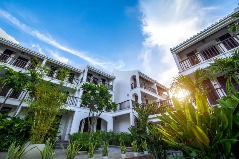 Hoi An Ancient House Village Resort And Spa