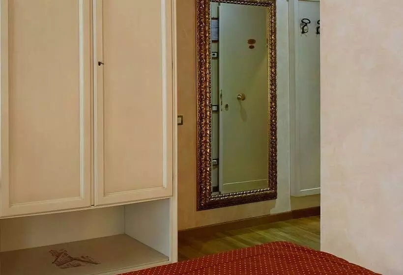 Fotos del hotel Albergo Mazzanti:  5