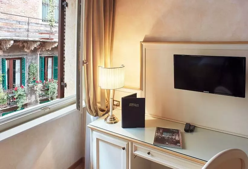 Fotos del hotel Albergo Mazzanti:  25