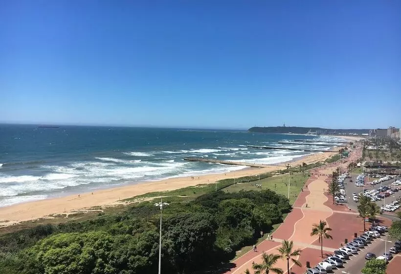 Fotos del hotel Belaire Suites:  21