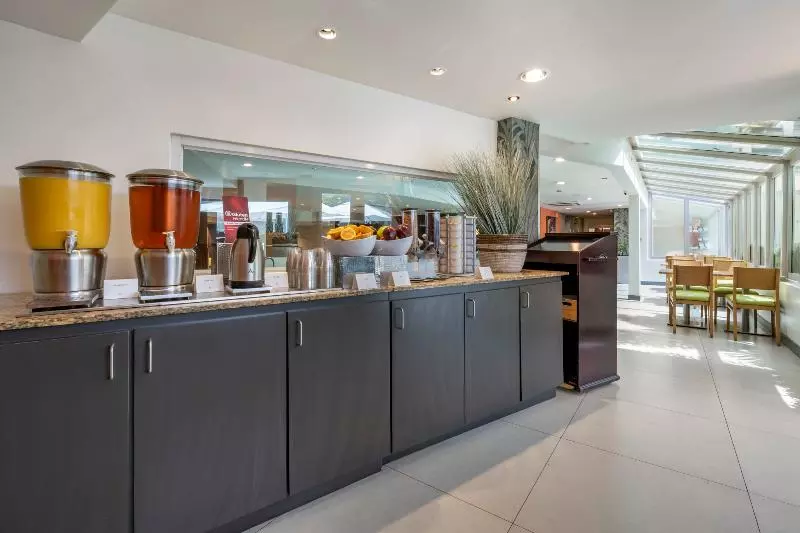 Fotos del hotel Best Western Plus Condado Palm Inn:  25