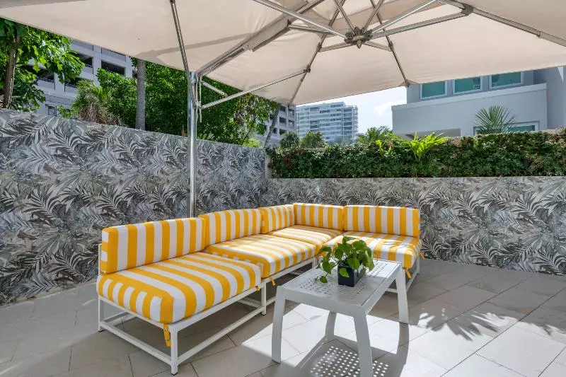 Fotos del hotel Best Western Plus Condado Palm Inn:  8